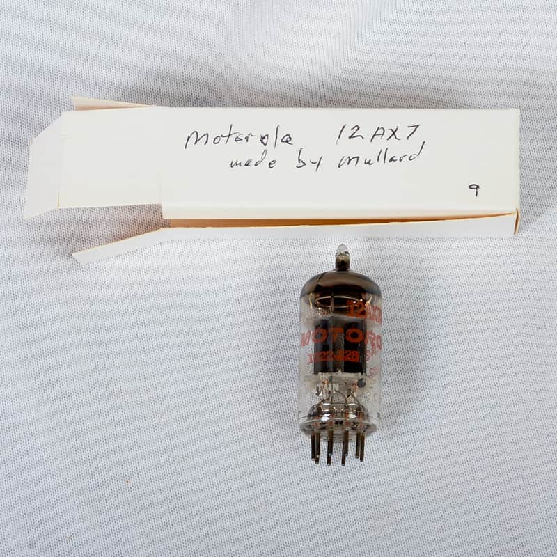 Motorola 12AX7 / ECC83 – Mullard Made – Great Britain – Vintage Preamp Tube – Tests Strong image 1