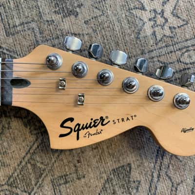 Fender Squier Stratocaster Affinity - Black image 13