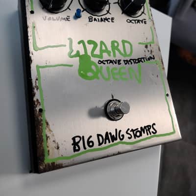 BIG DAWG STOMPS Custom Shop master built Lizard Queen Octave Distortion 2023 - Relic image 2