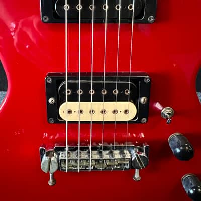 Dean  Baby Z 1982  USA made Electric Guitar Candy Apple Red  w/OHSC image 12