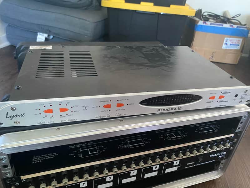 Lynx Aurora 16 16-Channel Mastering AD/DA Converter 2000s - Silver image 1