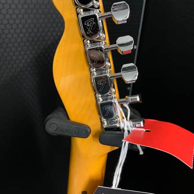 Fender American Vintage II '77 Telecaster Custom with Maple Fretboard 2022 - Present - Wine image 8