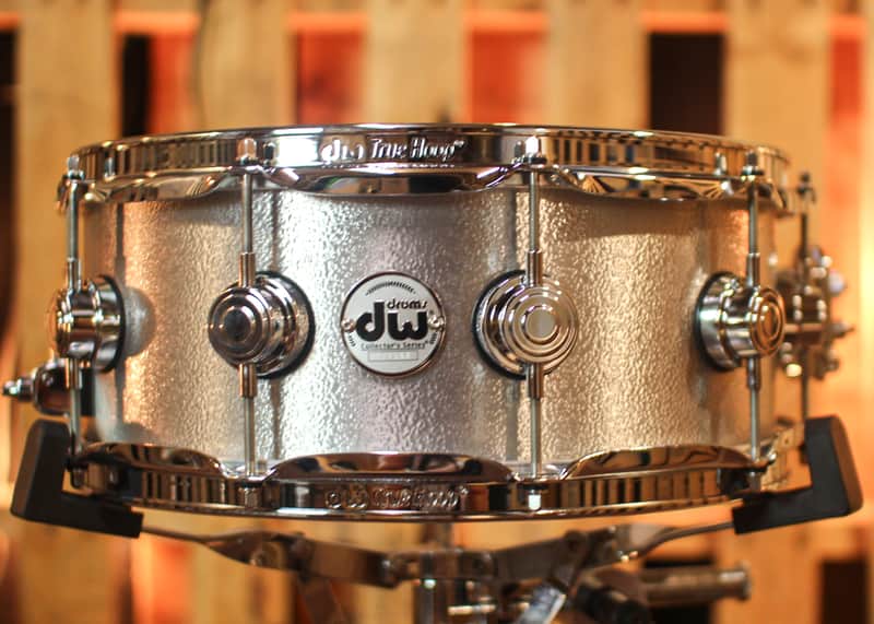 DW 5.5x14 Collector's 3mm Wrinkle Coat Aluminum Snare Drum - DRVA5514SVC image 1