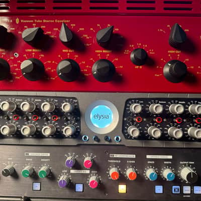 Elysia musEQ 2-Channel 5-Band Parametric Equalizer 2010s - Blue image 1