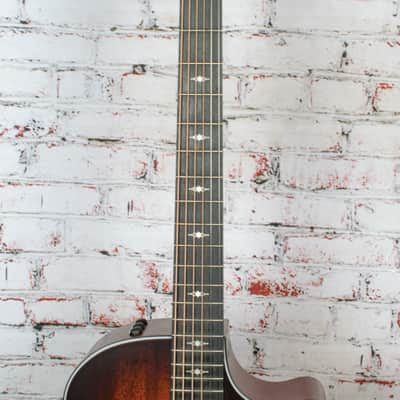 Taylor - (2025) 324ce - Acoustic-Electric Guitar - Mahogany/Mahogany - Shaded Edge Burst Top - w/ Hardshell Case - x5074 image 3