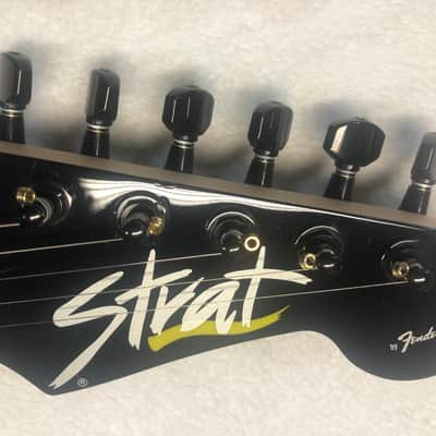 Fender MIJ Stratocaster 2019 - Yellow image 3