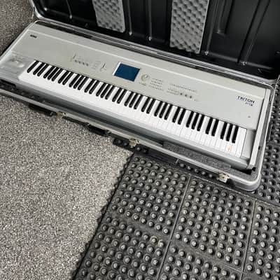 Korg Triton Pro X 88-Key Workstation - Silver