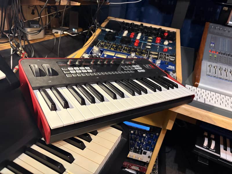 IK Multimedia UNO Synth Pro 37-Key Analog Synthesizer 2021 - Black image 1