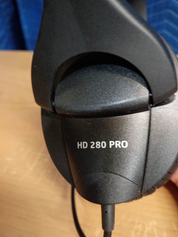 Sennheiser HD 280 Pro Over Ear Headphones V2 2010s - Black image 1