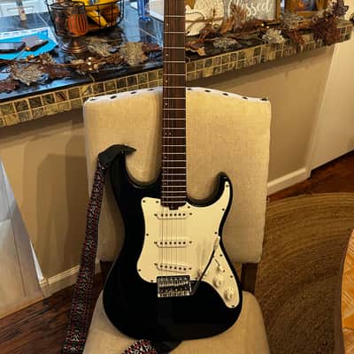 Washburn Lyon Black image 1
