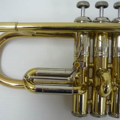 Trompeta Bach Stradivairus en Do 229 CL Corporation en muy buen estado image 10