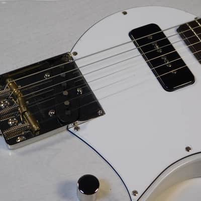 2025 Del Toro Guitars  Torelli - White Marble Nitro image 5