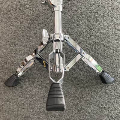Pearl S900/S2000 Gyro-Lock Heavy-Duty Double Braced Snare Drum Stand image 9