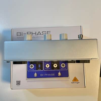 Behringer Bi-Phase (Lawsuit) 2022 Blue / White image 5