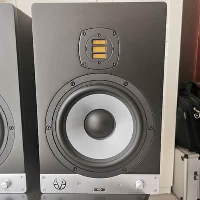 Eve Audio SC208 8" Active Studio Monitor - Black image 5