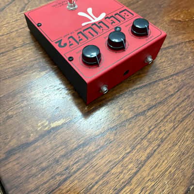 Electro-Harmonix / JHS Big Muff 2 Dual Op-Amp Fuzz 2025 - Red image 3