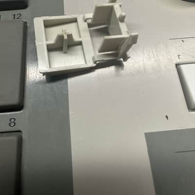 Akai Mpc3000 locate button cap replacement original parts oem image 3