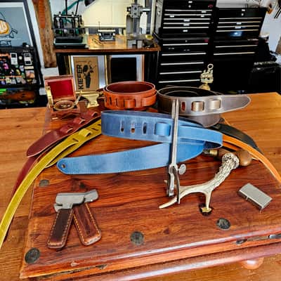 "Arthur" - Handmade Lyvenden distressed leather guitar strap - Ocean Blue image 9