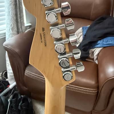 Fender American Elite Stratocaster 2017 - Maple Fingerboard, Sky Burst Metallic image 4