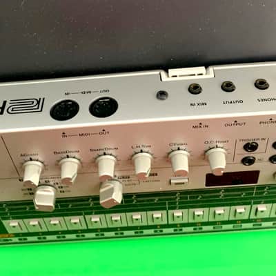 Roland TR-06 Drumatix image 3