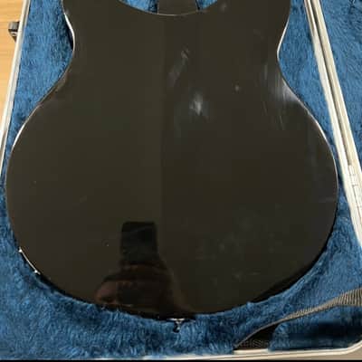 Used 2001 Rickenbacker 330 Black and White Hollow Body Electric Guitar 2001 Rickenbacler 330 2001 image 3