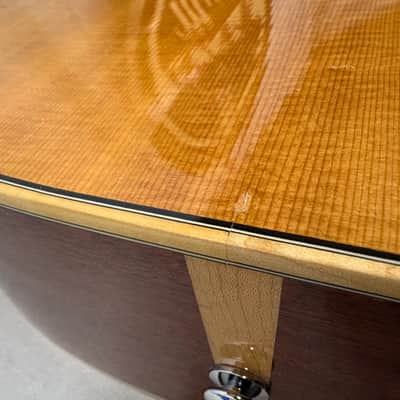 Larrivee 05 Select Series OMV-05 omv05 Single Cutaway Acoustic Guitar with Case -- *Split in Top / Cracks* image 17