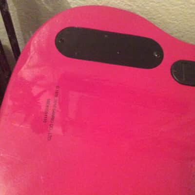 Super rare 1976 Sanrio Hello kitty Pink electric guitar with internal amp,speaker n outputs image 11