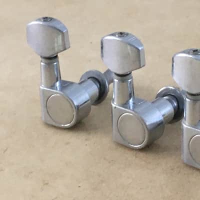 Vintage Genuine Fender Squier 2 Pin Mount Guitar Tuners Light Relic Drilled Post image 5