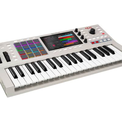 Akai MPC Key 37 Gen 2 Standalone Production Keyboard image 4