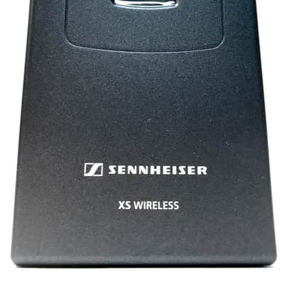 Sennheiser XS Wireless EM10/SK20 Lavalier Microphone System image 8