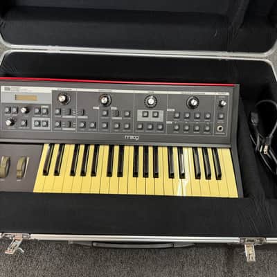 Moog Little Phatty Stage II With Hard Case