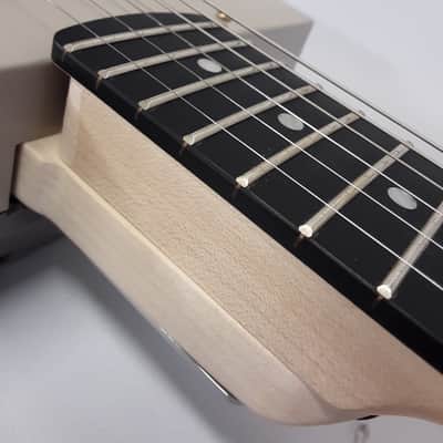 NES Nintendo Electric Guitar image 3