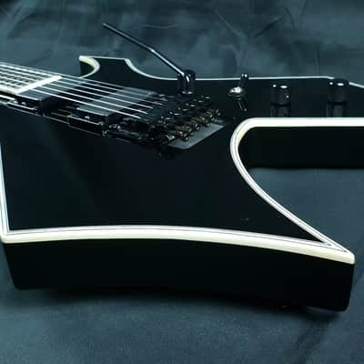 B.C. Rich Warlock NJ Deluxe 2009 Onyx Neck Thru Floyd Rose
