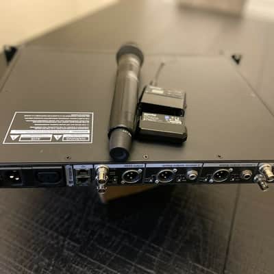 Shure Axient AXT 400 And AXT100/AXT200 With KSM9 Capsule H4 (470-698Mhz) image 1