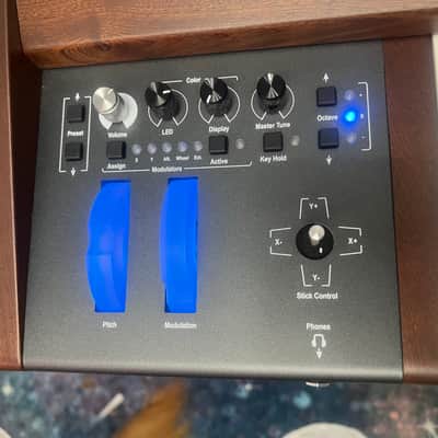 Schmidt Eightvoice flagship analog synthesizer image 3