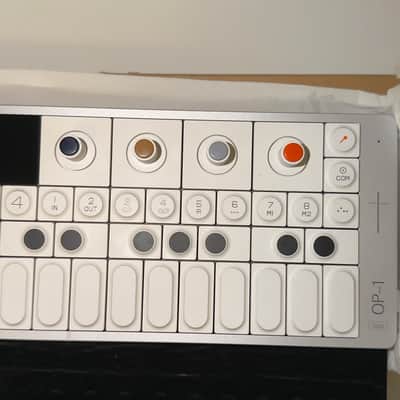 Teenage Engineering OP-1 Field Portable Synthesizer Workstation 2022 - Present - White image 8