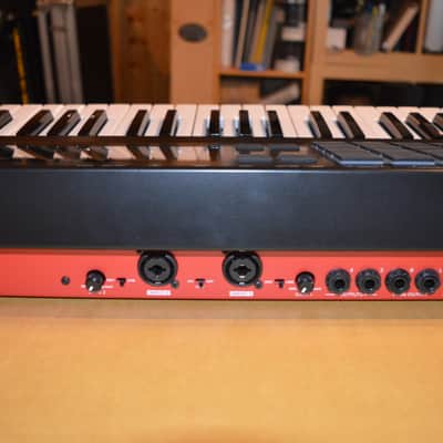 Akai MPC Key 61 Standalone Workstation Synthesizer 2022 - Present - Black image 11