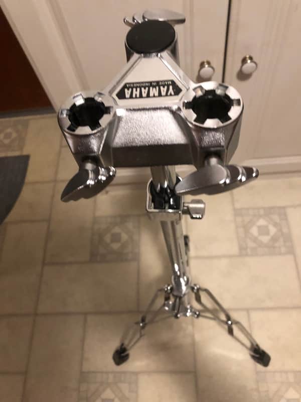 Yamaha 3-Hole Receiver with stand. image 1