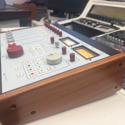 Rupert Neve Designs 5060 Centerpiece 24 x 2 Desktop Mixer 2013 - Present - White + Vandamme Multicore DB25 to DB25 8 ins / 8 out cable image 3