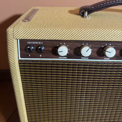 Milkman Pint 10-Watt 1x12" Guitar Combo with V.S.O.P. Alnico Speaker Tweed image 4
