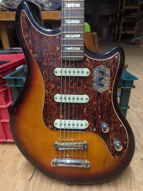 Schecter Hellcat IV - Mid-2010's - Sunburst image 1