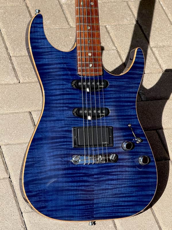 Fender Stratocaster FMT Set Neck 2001 - crazy cool Custom Shop See-Thru Blue w/a carved flamey Maple top ! image 1