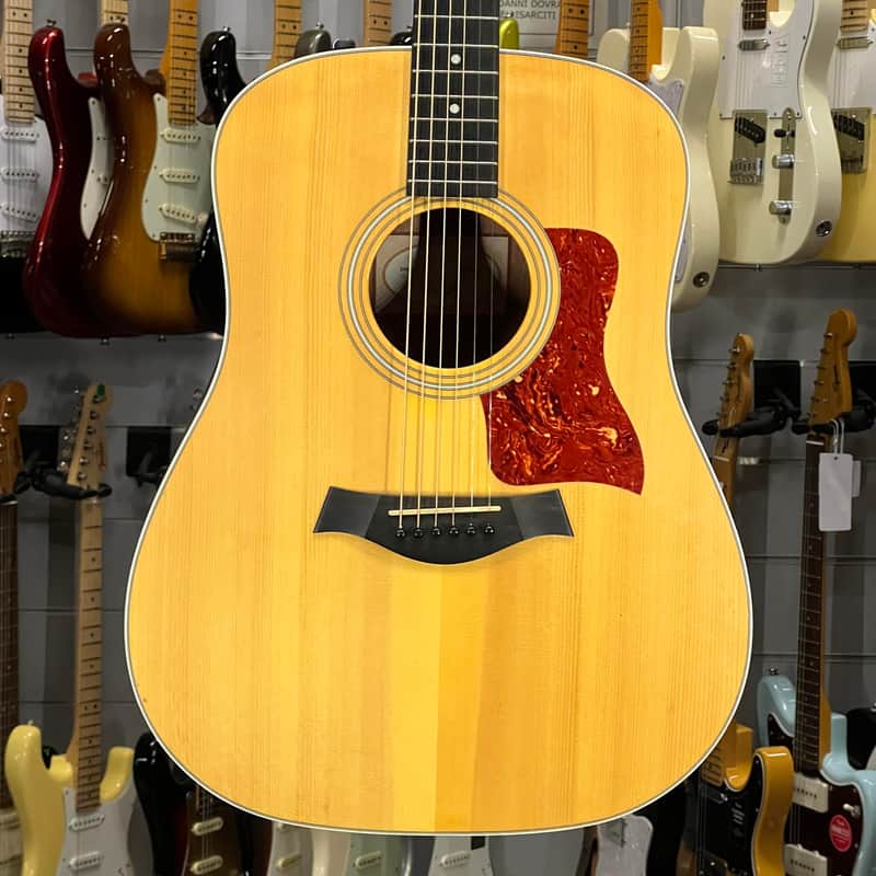 Taylor   210 E Dreadnought 2022 image 1