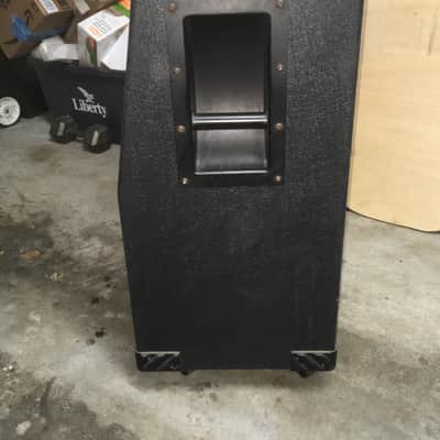 Laney 4x12 guitar cabinet slant front 280-watts 16-Ohm 1992 black image 4