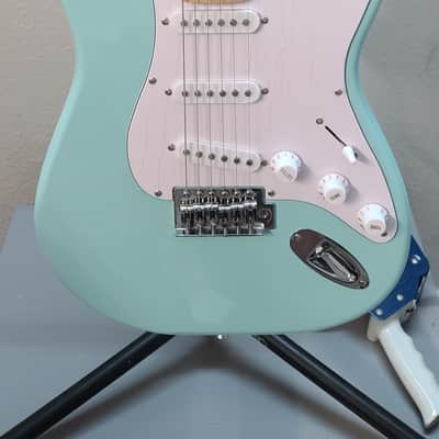 TEASE Stratocaster & Hardshell Case ST-1 2020s - Teal image 2