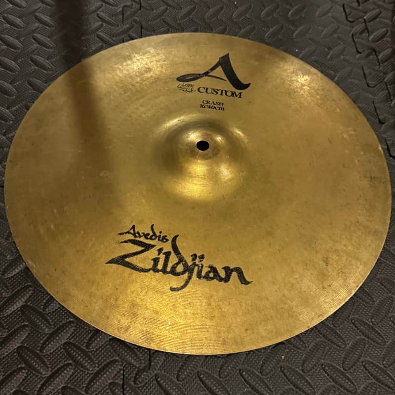 Zildjian 16" A Custom Crash Cymbal image 1