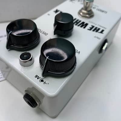 Wren and Cuff White Elk Small Foot Fuzz 2010s - White image 4