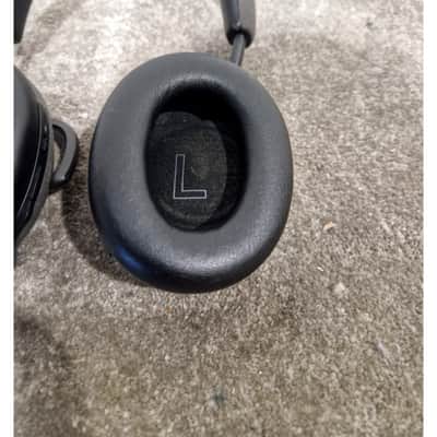 Bowers & Wilkins PX7 - Headphones - Black - Excellent image 4