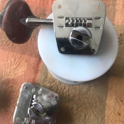 Vintage Fender Bass Tuners-Machine Heads-Precision-Jazz-Telecaster 1973-1976 image 4