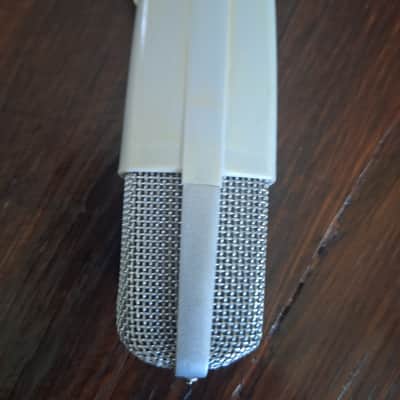 Vintage Script Logo Sennheiser MD 421-HL Cardioid Dynamic Microphone 1960s White image 4